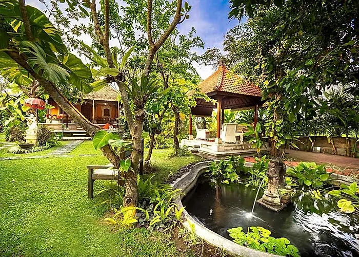 Tiis Garden Puri BALI