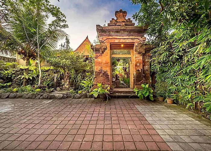 Tiis Garden Puri Hotel 5*