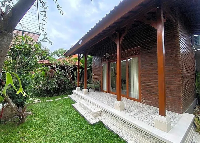 Tiis Garden Puri BALI