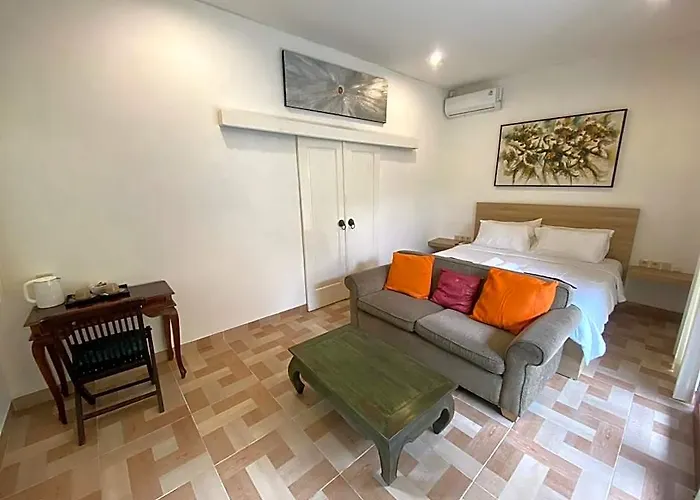 Hotel Tiis Garden Puri BALI