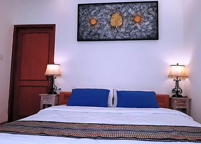 Tiis Garden Puri BALI